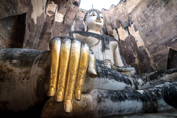 Majestic Sitting Buddha of Wat Sri Chum in Sukhothai historical park