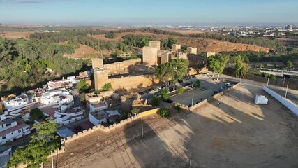 Wall Mural - Vista aérea del castillo de Alcalá de Guadaíra en la provincia de Sevilla