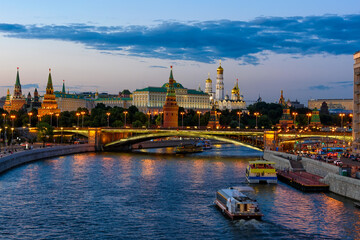Wall Mural - moscow kremlin, kremlin embankment and moscow river at night in moscow, russia. architecture and lan