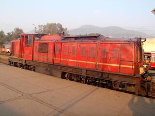 kalka shimla railway in the himalayan india