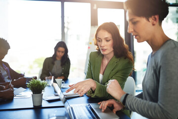 Aufkleber - Business women, laptop and collaboration with content creation team and tech strategy, Planning, conversation and web news staff with article schedule and meeting with SEO update for company website