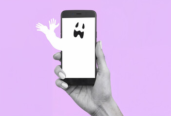 Friendly Ghost Presents Your Halloween Phone App Message