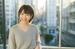 © Lemonade - オフィスにいる若い女性　AI