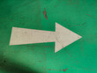 © Abubu - The white arrow shows the direction of the road.