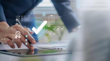 Leinwandbilder - Digital checklists for business certification and quality assurance. Streamline verification processes with performance audits and system control for improved efficiency and standards compliance.