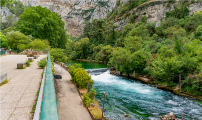 Wall Mural - Fontaine-de-Vaucluse