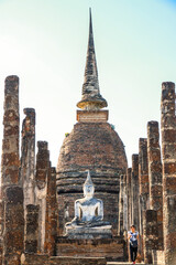 Wall Mural - Sukhothai Historical Park is a world heritage site, showing the masterpieces of early Thai architecture, the magnificent beauty of art and the architecture of the past glory, showing the wisdom.