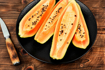 Canvas Print - Raw fresh papaya.