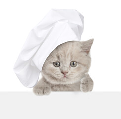 Aufkleber - Cat wearing chef's hat looks above blank white banner and shows thumbs up gesture. isolated on white background