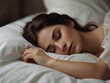 © laikalinda - Mujer joven y bella durmiendo