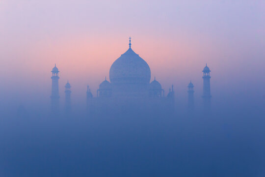 Breathtaking view of the Taj Mahal.
