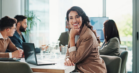 Aufkleber - Business woman, portrait and laptop in meeting with website research, proposal and planning at finance job. Office, accountant or online bookkeeper with computer for company revenue, growth and news