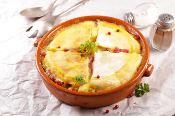 Canvas Print - tartiflette- baked potato with bacon and cheese