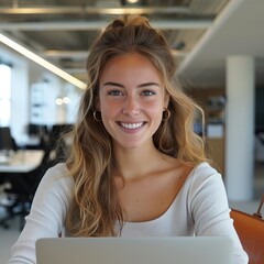 Aufkleber - Happy woman in a training course, in a modern office.