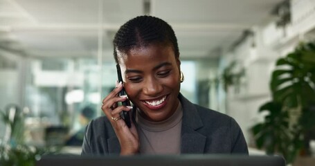 Fototapete - Office, laptop and happy black woman with phone call for business contact, planning or networking. Communication, smartphone and consultant at desk for online schedule discussion at digital agency