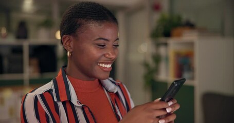 Fototapete - Business woman, phone and texting at night in office with notification and smile from web scroll. Startup, message and mobile networking with black female professional and technology with internet