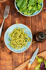 Canvas Print - Homemade spinach pasta.