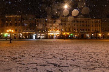 Wall Mural - Market square in Lviv  in winter at night