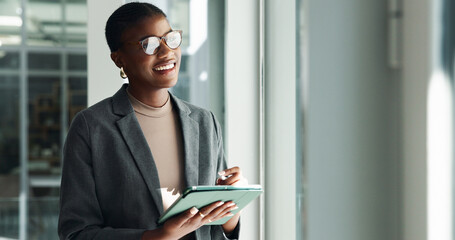 Aufkleber - Black woman, tablet and thinking in office for business, planning and creativity with glasses. Designer, tech and reflection in digital agency for ideas, email feedback and vision for new opportunity