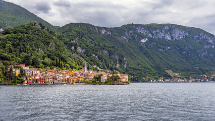 Wall Mural - Varena, Italy, View of the town of Varena, one of the small, beautiful towns on Lake Como, Lombardy, Italy.