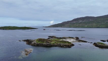 Wall Mural - les lacs du Connemara et le littoral de l'ouest de l'Irlande