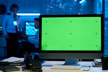 Aufkleber - Blank chromakey screen of desktop computer standing on workplace of modern officer of military command center