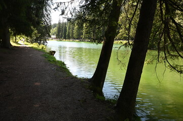 Wall Mural - Lac des Gaillands