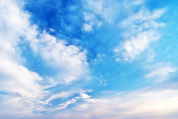 Wall Mural - sky background. streaks of clouds durng sunset.