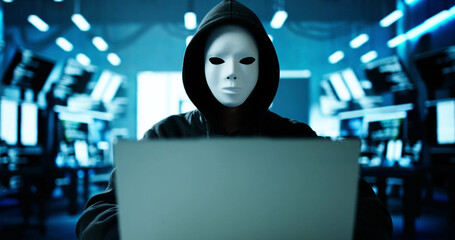 Aufkleber - Cyber Security Risk. Thief Man