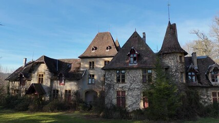 Wall Mural - Abandoned house de Pierrefitte in the commune of Poil, Nièvre, Burgundy, France, surrounded by forest and meadows