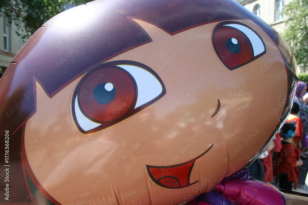 Helium-filled balloon depicting the famous Dora the Explorer - Ballon ...