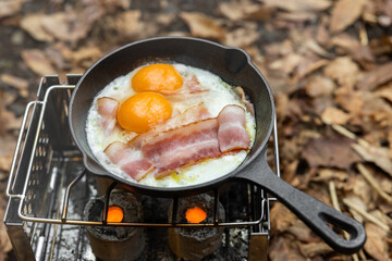 Poster - キャンプの食事　Outdoor and camping breakfast set