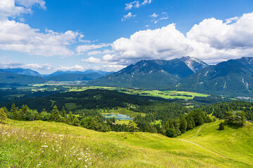 Wall Mural - Blick vom Hohen Kranzberg auf das Karwendelgebirge und Estergebirge bei Mittenwald