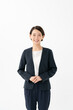 © akubi - スーツの女性　ポートレート