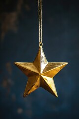 Poster - Gold star decoration with string