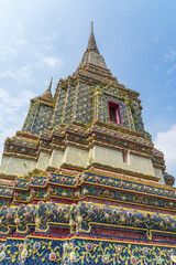 Wall Mural - Wat Pho - The Temple of the Reclining Buddha