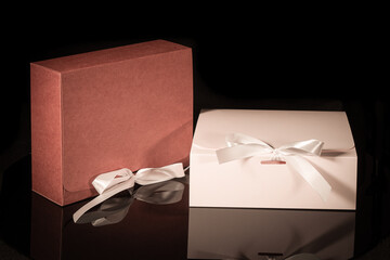 Wall Mural - gift box with ribbon