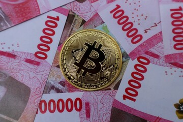 Bitcoin and Indonesian rupiah bill