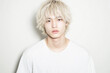 © keisuke - 金髪の男性、髪型、ホワイトブリーチ、プラチナブロンド