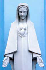 Wall Mural - Basilica of Our Lady of La Vang. The Immaculate Heart of Mary.  Marble statue.  Vietnam.