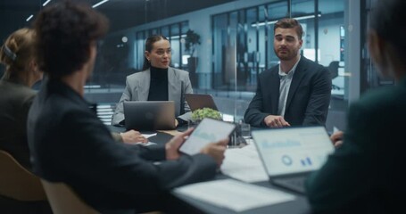 Aufkleber - Portrait of an Expert Analyzing Data and Sharing Insights During a Meeting with Partners in a Modern Glass Meeting Room. Managers Identifying Trends, Business Challenges and Development
