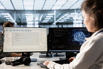 woman using artificial intelligence technology to optimize data center performance. it professional 