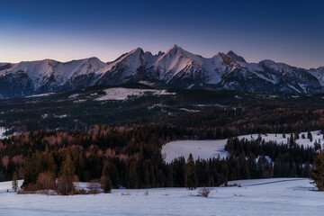 Fototapete - Winter panorama of Tatra Mountains at sunrise. Poland