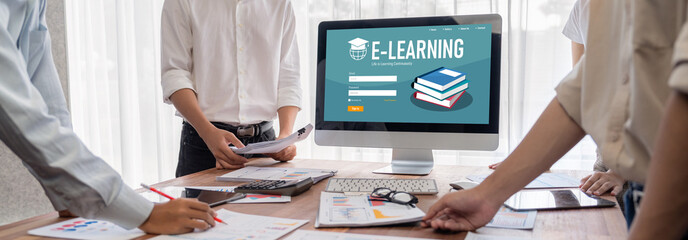 Leinwandbilder - E-learning website with brisk sofware for student to study online on the internet network