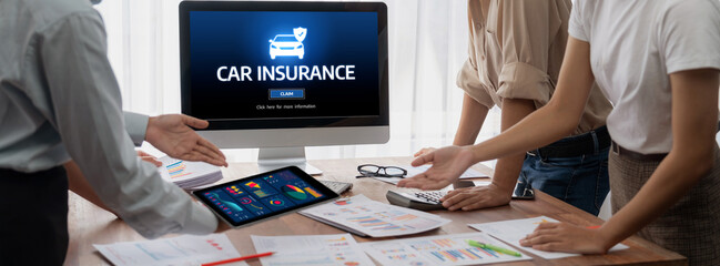 Leinwandbilder - car insurance online website on computer screen for insure your car damage brisk