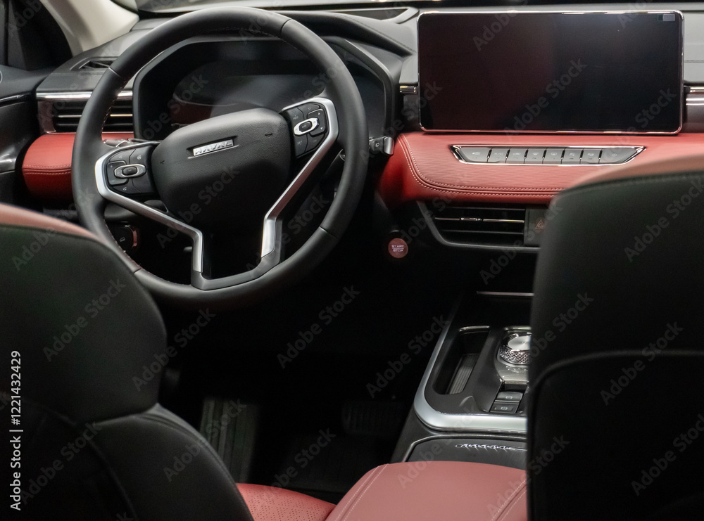 Haval Red Rabbit Interior Foto de Stock HAVAL JOLION 2024, red and black interior, steering wheel ...