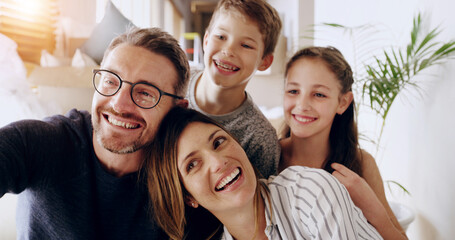 Wall Mural - Selfie, father and mother with children in home, family memory and profile picture for social media. Parents, girl and boy with smile for photography, connection or relationship with bonding in house