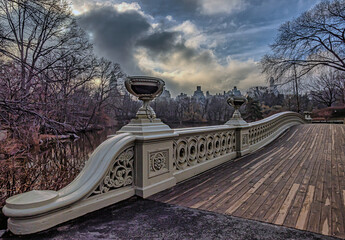 Wall Mural - Bow bridge in winter, early morning