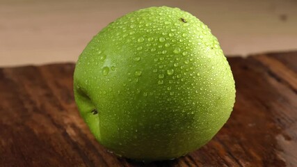 Wall Mural - Green apple and water drops