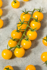 Sticker - Organic Raw Yellow Cherry Tomatoes